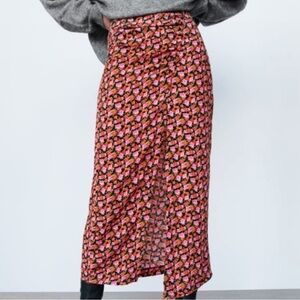 ZARA Floral MIDI SKIRT With Front Rushing